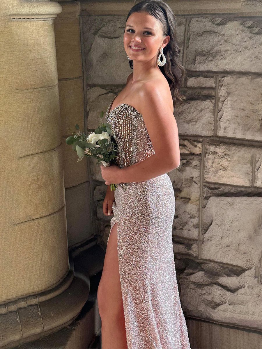 V-Neck Chiffon Mermaid Prom Dress - Image 10